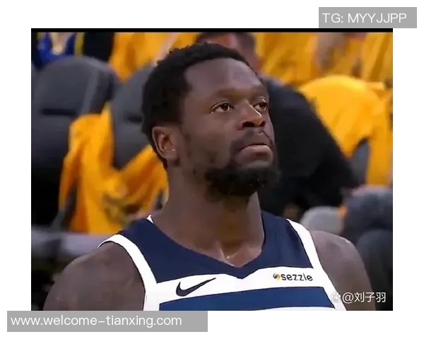 兰德尔半场表现稳定11投6中贡献14分4篮板1助攻1抢断