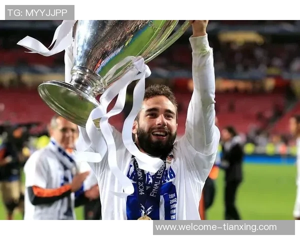 卡瓦哈尔参与皇马合练状态回暖有望入选西超杯大名单